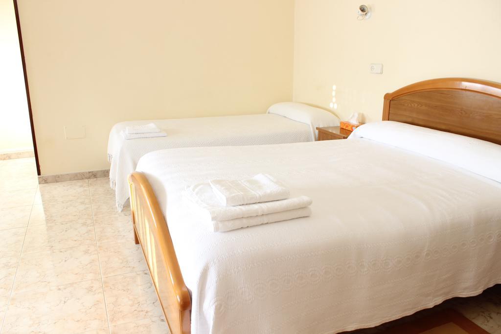 O Cruceiro Hotel Pontedeume Værelse billede